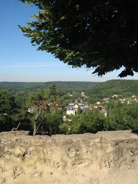 Vue de Chevreuse depuis le Chateau de la Madeleine