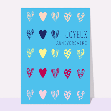 Joyeux anniversaire et coeurs décorés