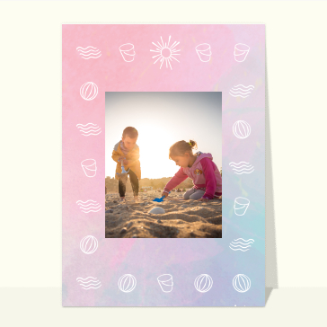 Carte souvenir de vacances : Entouré d'objets de plage