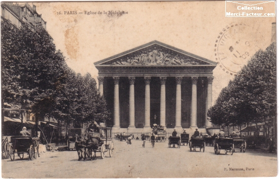 Eglise de la Madeleine avec carioles au d?t du si?e dernier sur carte postale